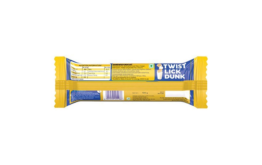 Cadbury Golden Oreo Vanilla Flavoured Sandwich Biscuits Family Pack   Pack  120 grams